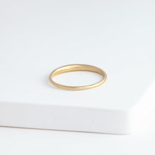 Load image into Gallery viewer, Crescent ring
