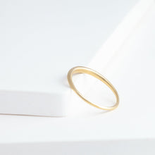 Load image into Gallery viewer, Crescent ring