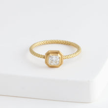 Load image into Gallery viewer, EDITIONS One-of-a-kind antique cut diamond ring
