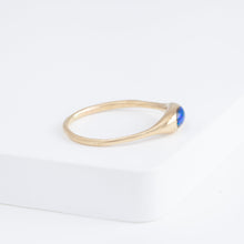 Load image into Gallery viewer, Yui OOAK australian opal ring