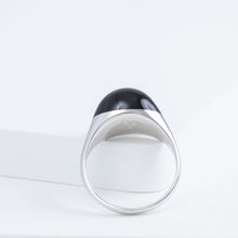 Load image into Gallery viewer, Mini rock round onyx ring - silver