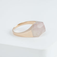 Load image into Gallery viewer, Mini rock crystal lithium in quartz ring - rose gold plated silver