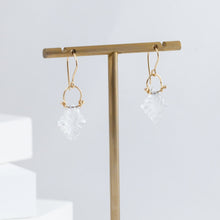 Load image into Gallery viewer, Carved crystal drop earrings