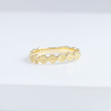 Load image into Gallery viewer, Leaf 3.4mm yellow gold ring (high-shine)