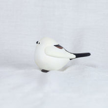 Load image into Gallery viewer, montomi - Shima enaga (little white bird)