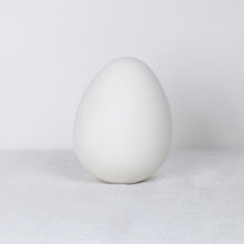 Load image into Gallery viewer, Yohaku - Procelain aroma stone Egg