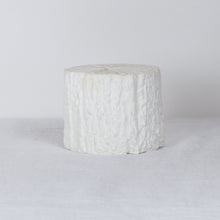 Load image into Gallery viewer, Yohaku - Procelain aroma stone Kikusumi