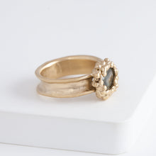 Load image into Gallery viewer, Lichen OOAK green sapphire ring