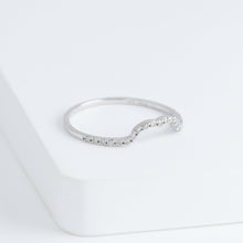 Load image into Gallery viewer, Cotton flower silhouette diamond ring (small white gold)