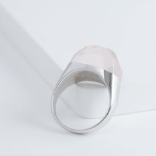 Load image into Gallery viewer, Mini rock faceted round rose quartz ring - silver