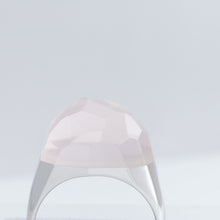 Load image into Gallery viewer, Mini rock faceted round rose quartz ring - silver