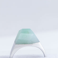 Load image into Gallery viewer, Mini rock crystal jade ring - silver