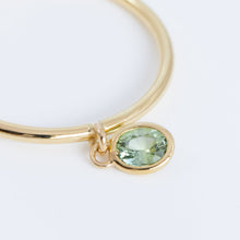 Load image into Gallery viewer, Swinging oval green sapphire ring