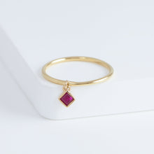 Load image into Gallery viewer, Swinging square ruby ring