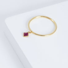 Load image into Gallery viewer, Swinging square ruby ring
