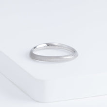 Load image into Gallery viewer, Currents 2.3mm platinum ring with pave diamonds
