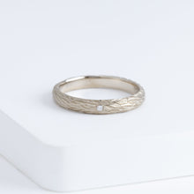 Load image into Gallery viewer, Plumage timeless 2.7mm white gold ring with one diamond