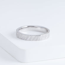 Load image into Gallery viewer, Trunk 4.0mm platinum ring