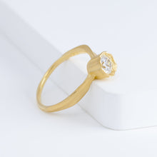 Load image into Gallery viewer, Tullip solitaire diamond ring (made-to-order)