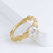 Load image into Gallery viewer, Leaf solitaire diamond ring (made-to-order)