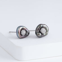 Load image into Gallery viewer, Coronet South sea black pearl diamond studs