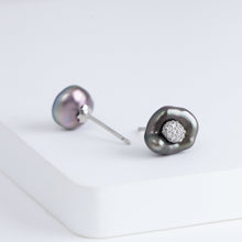 Load image into Gallery viewer, Coronet South sea black pearl diamond studs