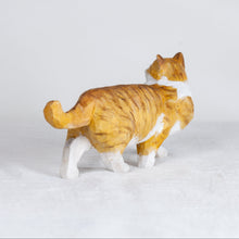 Load image into Gallery viewer, Ryoji Bannai - #2602 Brown and white tabby walking cat