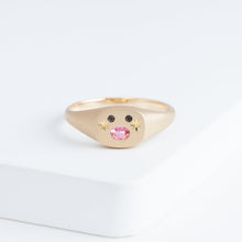 Load image into Gallery viewer, Small oval mouth face signet ring with sparkly cheeks