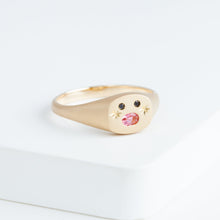 Load image into Gallery viewer, Small oval mouth face signet ring with sparkly cheeks