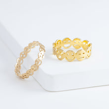 Load image into Gallery viewer, Smiley iconic ring (18K Yellow Gold)