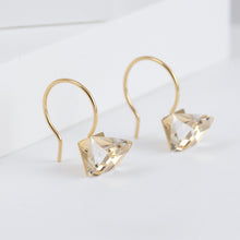 Load image into Gallery viewer, Reflection quartz hook earrings