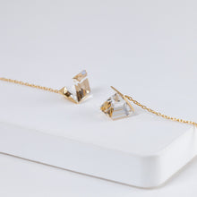 Load image into Gallery viewer, Reflection quartz threader earrings