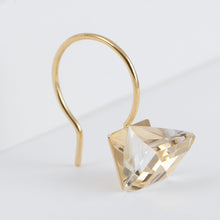 Load image into Gallery viewer, Reflection quartz hook earrings
