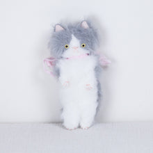 Load image into Gallery viewer, Sate - Small chilling cat doll