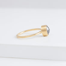 Load image into Gallery viewer, OOAK Oval salt and pepper diamond ring