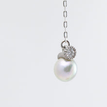 Load image into Gallery viewer, Baby Akoya pearl single pearl diamond drop platinum earrings