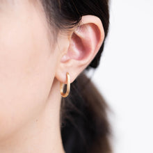 Load image into Gallery viewer, Shape oval earring