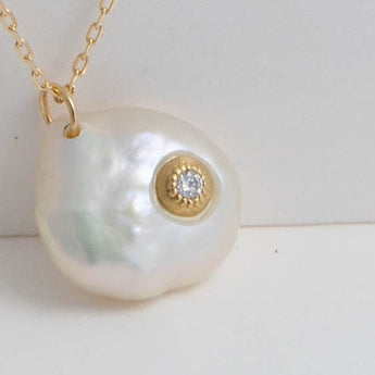 Petal and diamond single drop necklace