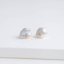 Load image into Gallery viewer, Small petal studs with diamonds