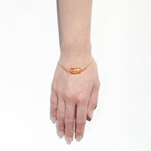 Load image into Gallery viewer, Stone chain bracelet with Imperial Topaz - Kolekto