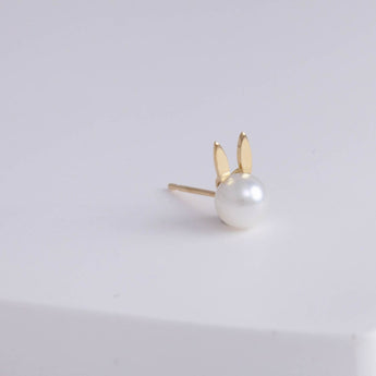 Bunny akoya pearl stud