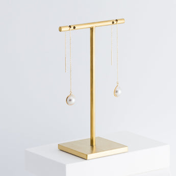 One-of-a-kind Akoya pearl sapphire drop earrings - Kolekto