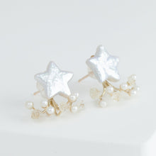 Load image into Gallery viewer, Fairy star pearl and mixed white stone earrings
