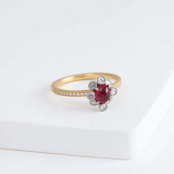Spread ruby diamond ring
