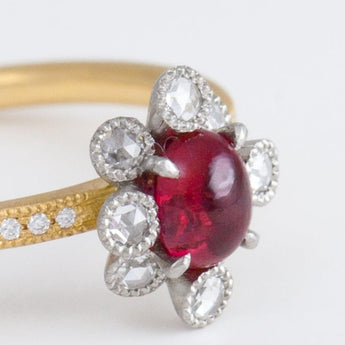 Spread ruby diamond ring
