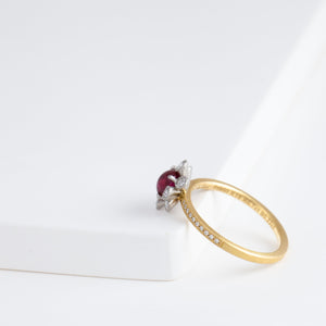 Spread ruby diamond ring