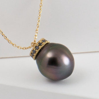 Swirl black pearl long necklace