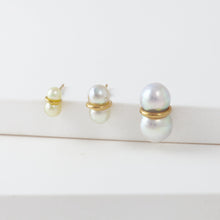Load image into Gallery viewer, Large twin pearl earrings
