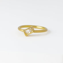 Load image into Gallery viewer, Position yellow gold rectangle frame marquis diamond ring
