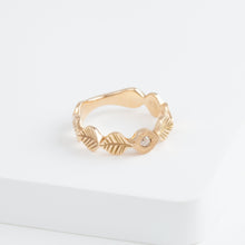 Load image into Gallery viewer, Leaf milgrain rose gold ring with diamond
